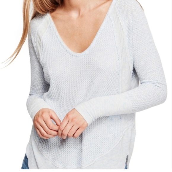 Ladies Blouse - Picture 1 of 4